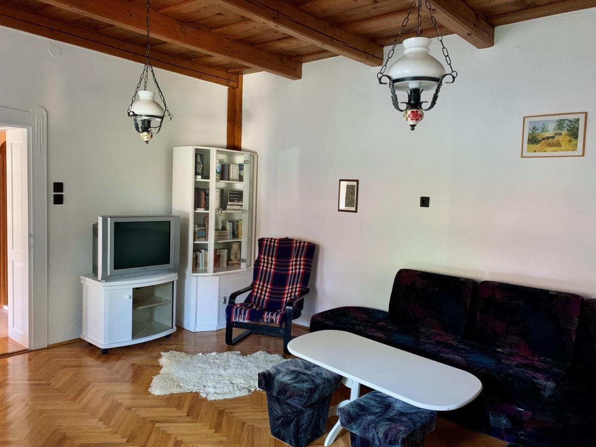 Henrietta Vendeghaz Appartement Domoszlo Buitenkant foto