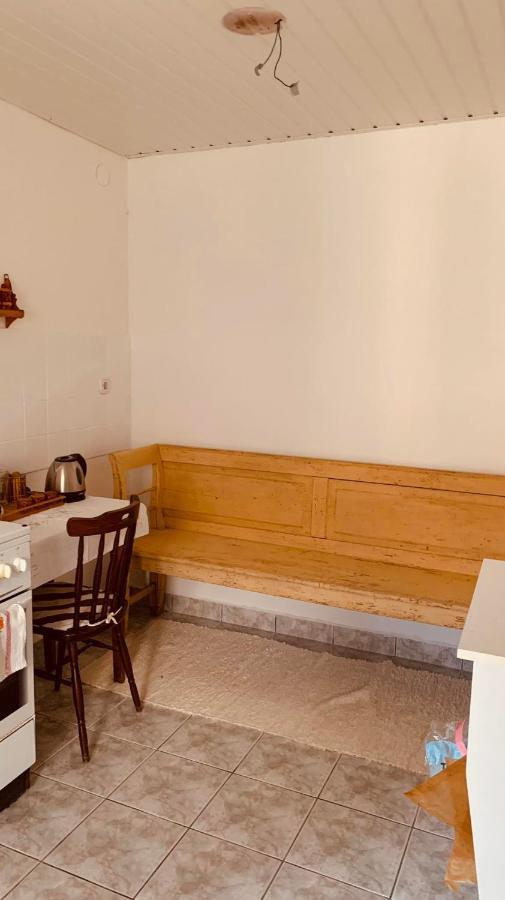 Henrietta Vendeghaz Appartement Domoszlo Buitenkant foto