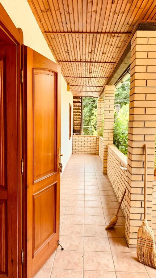 Henrietta Vendeghaz Appartement Domoszlo Buitenkant foto